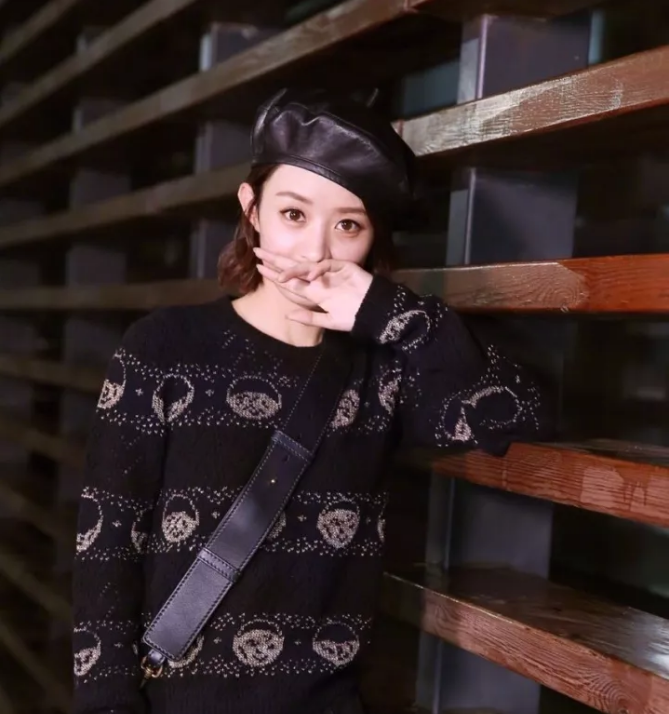 今年秋冬最chic！原來短發(fā)和帽子這么配啊！