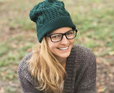 雪花飛舞，一頂帽子秒變女神