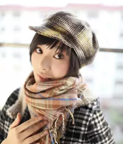 不再老土嚴(yán)冬帽子戴出花樣經(jīng) 不再老土嚴(yán)冬帽子戴出花樣經(jīng)